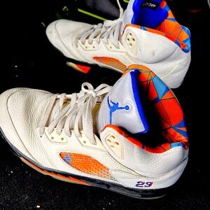 Jordan 5 Retro International Flight - size 10.5